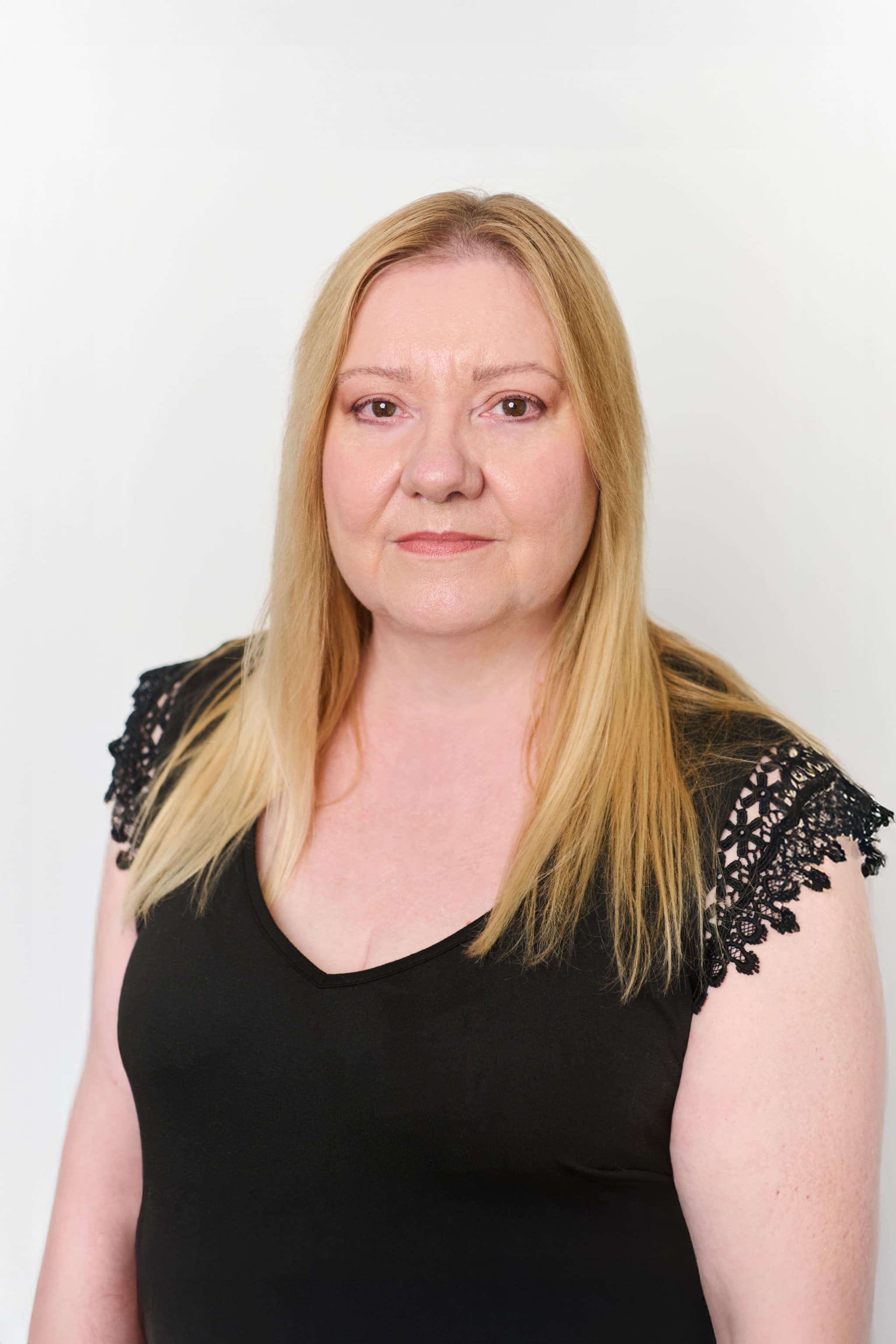 Julie Raffe Our Team | Refinancer Loans